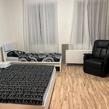 2 Room Apartament Messe Ессен Екстер'єр фото